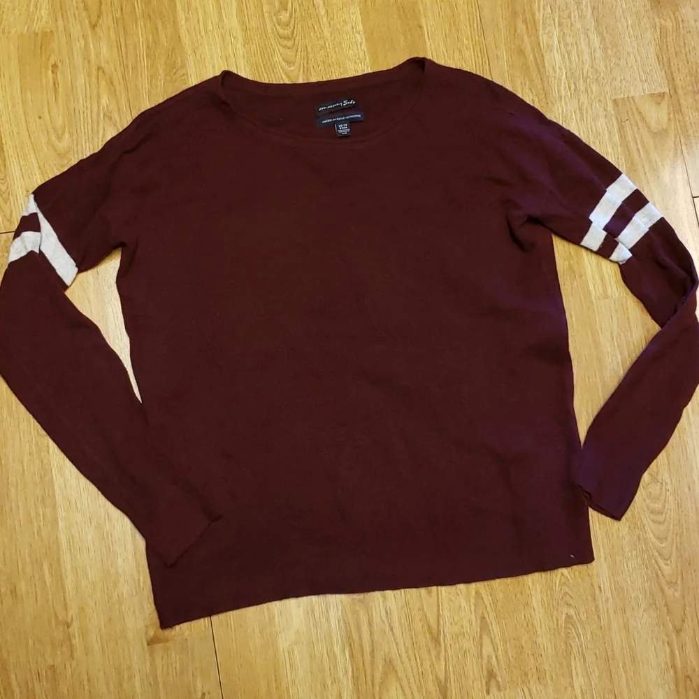 AEO maroon varsity stripe sweater XS